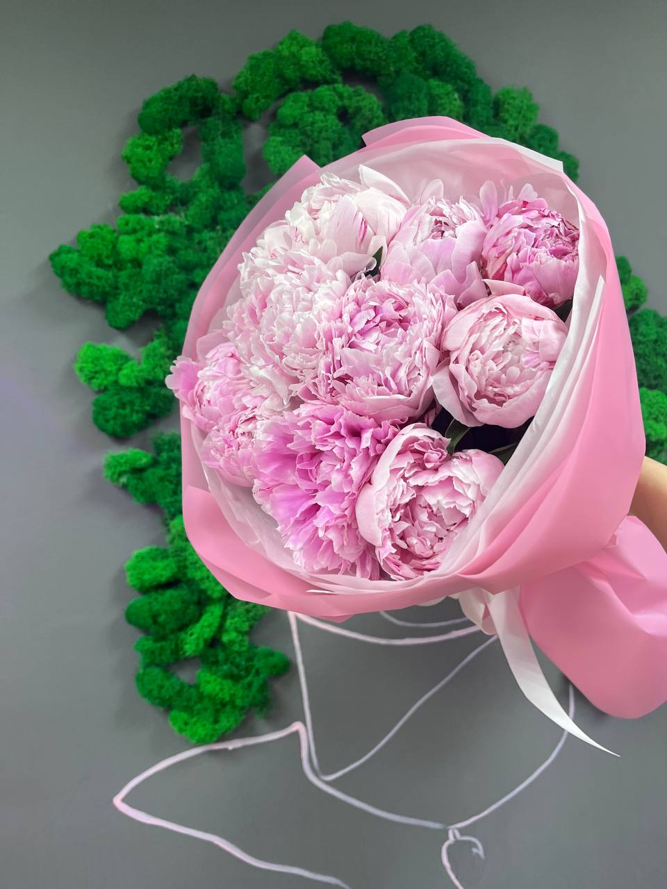 Букет из пионов
